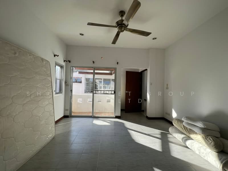 House in Chang Phueak area, Chiang Mai, Chiang Mai, Chang Phuak, Muang Chiang Mai, Chiang Mai, 6 Bedrooms, 293 sqm, Single Detached House For Rent, by Shori Asset Group Co., Ltd., 500264623 - DDproperty.com