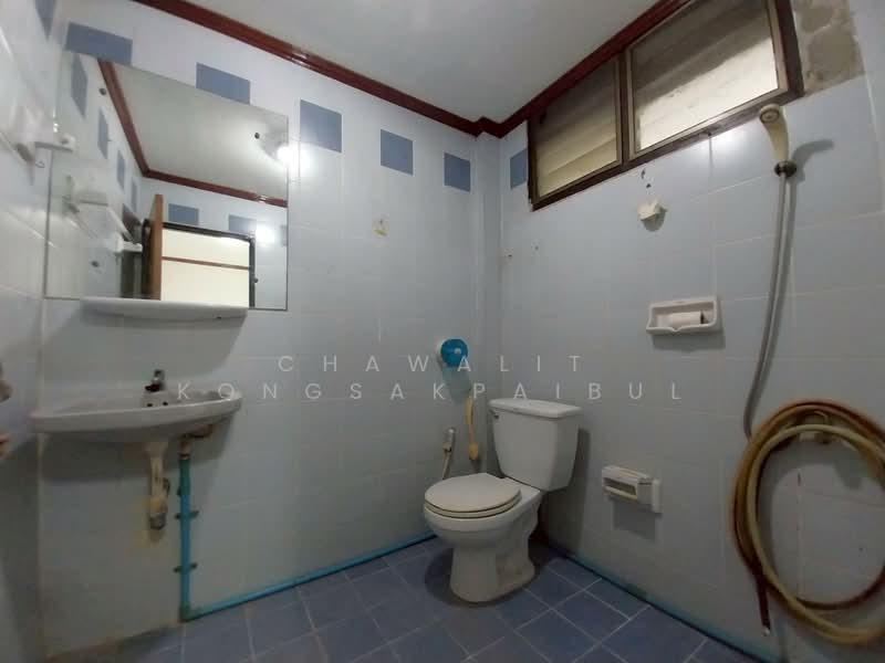 Nareenakorn 12, Nonthaburi, Bang Rak Pattana, Bang Bua Thong, Nonthaburi, 3 Bedrooms, 220 sqm, Townhouse For Sale, by CHAWALIT KONGSAKPAIBUL, 500264625 - DDproperty.com