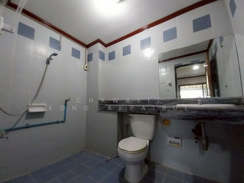 Nareenakorn 12, Nonthaburi, Bang Rak Pattana, Bang Bua Thong, Nonthaburi, 3 Bedrooms, 220 sqm, Townhouse For Sale, by CHAWALIT KONGSAKPAIBUL, 500264625 - DDproperty.com