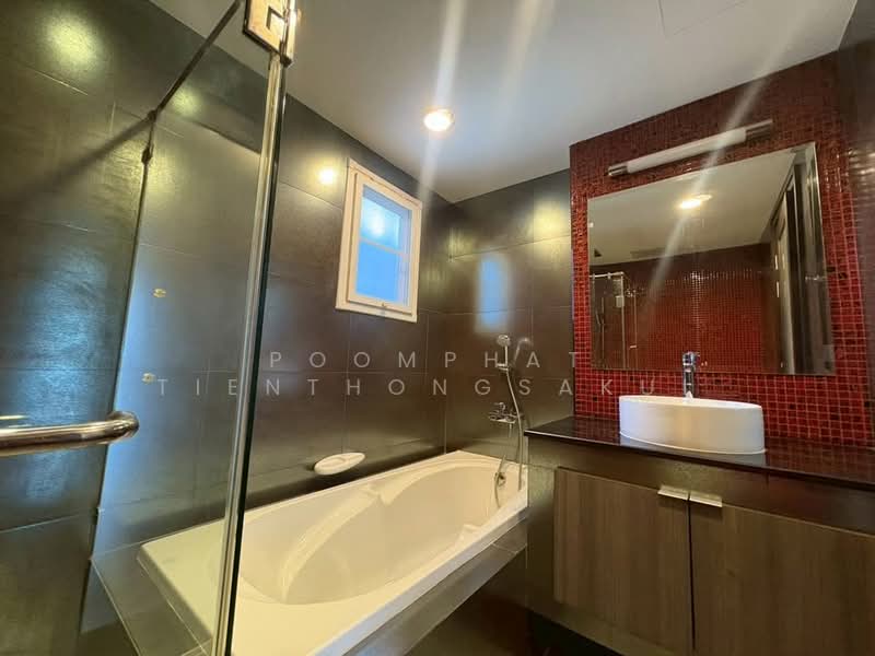 undefined, Bangkok, Chatuchak, Chatuchak, Bangkok, 4 Bedrooms, 418 sqm, Single Detached House For Sale, by Poomphat Tienthongsakul, 500264660 - DDproperty.com