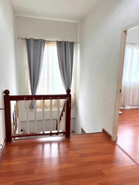 4-BR House, Bangkok, Thab Yao, Lat Krabang, Bangkok, 4 Bedrooms, 200 sqm, Single Detached House For Sale, by Pattarasaya Sripirom, 500264666 - DDproperty.com