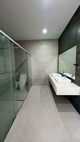 Ther Ladprao 93, Bangkok, Lat Phrao Road, Khlong Chaokhun Sing, Wang Thonglang, Bangkok, 4 Bedrooms, 247 sqm, Townhouse For Sale, by Poomphat Tienthongsakul, 500264667 - DDproperty.com