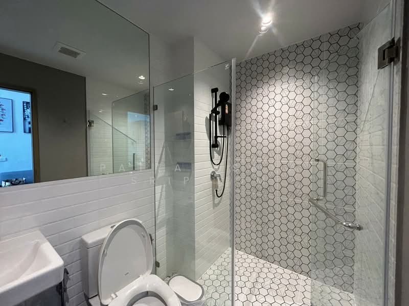 Altitude Unicorn Sathorn-Tha Phra, Bangkok, Ratchaphruek Road, Talat Plu, Thon Buri, Bangkok, 2 Bedrooms, 40 sqm, Condo For Rent, by Pattarasaya Sripirom, 500264692 - DDproperty.com