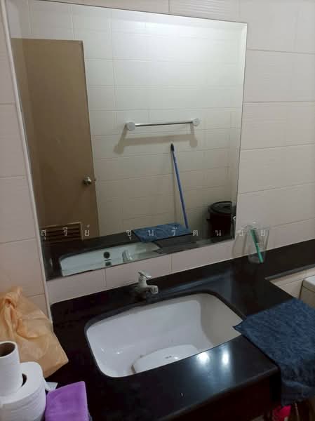 3-story townhouse in The Location housing project, 3 bedrooms, 3 bathrooms., Samut Sakhon, เอกชัย, Maharchai, Muang Samut Sakhon, Samut Sakhon, 3 Bedrooms, 170 sqm, Townhouse For Sale, by สุรีย์ ชุนรัตนชัย, 500264731 - DDproperty.com
