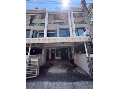 ขาย - ทาวน์เฮาส์ 3 ชั้น ม.เดอะโลเคชั่น (The Location) 3 นอน 3 น้ำ, สมุทรสาคร