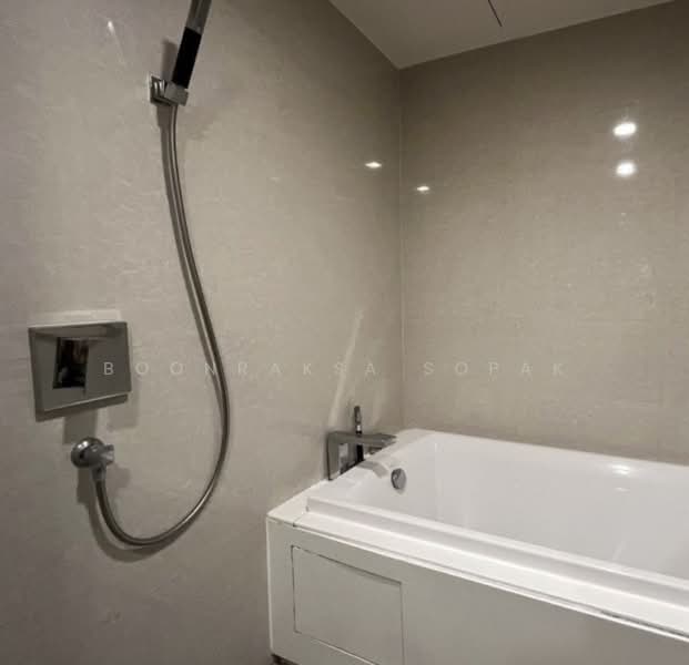 Liv @ 49, Bangkok, 9 Sukhumvit 49 Rd, Khlong Tan Nua, Watthana, Bangkok, 1 Bedroom, 45 sqm, Condo For Rent, by Boonraksa Sopak, 500264749 - DDproperty.com