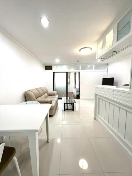 Supalai Place Sukhumvit 39 : ศุภาลัย เพลส สุขุมวิท 39, กรุงเทพ, 175-179 ซอยสุขุมวิท 39 ถนนสุขุมวิท แขวงคลองตันเหนือ เขตวัฒนา กรุงเทพมหานคร, คลองตันเหนือ, วัฒนา, กรุงเทพ, 50 ตร.ม., คอนโด ให้เช่า, โดย Oraya Fortney, 500264796 - DDproperty.com
