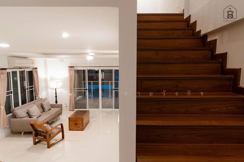 ให้เช่า บ้านแฝดใกล้กองบิน 41 บ้านรีโนเวทใหม่ บ้านสวย พร้อมเข้าอยู่ (ID:613HR), เชียงใหม่, สุเทพ, เมืองเชียงใหม่, เชียงใหม่, 140 ตร.ม., บ้านแฝด ให้เช่า, โดย อรกัญญา สายวังกิจ, 500264813 - DDproperty.com