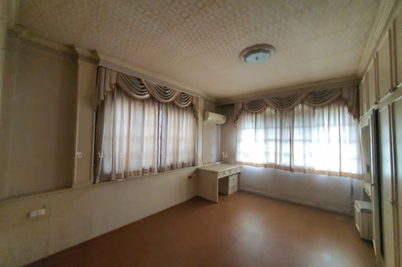 ขาย - หมู่บ้านชลลดา รามอินทรา (กาญจนาภิเษก ซ.7), กรุงเทพ