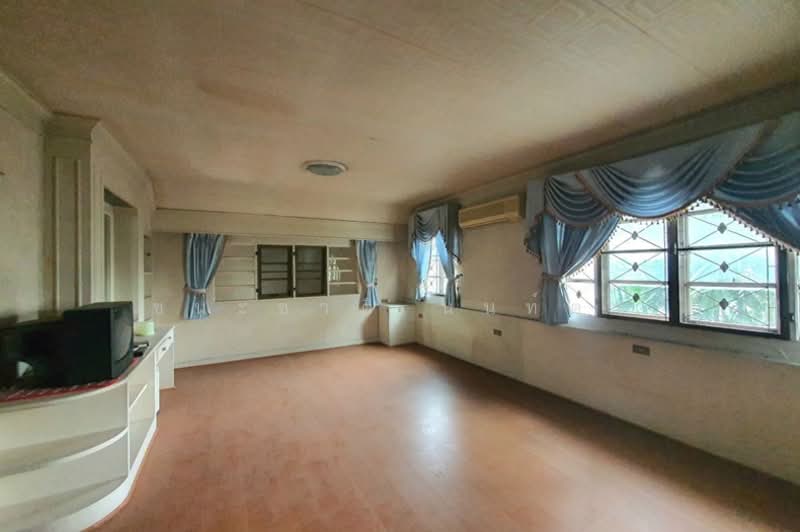 ขาย - หมู่บ้านชลลดา รามอินทรา (กาญจนาภิเษก ซ.7), กรุงเทพ