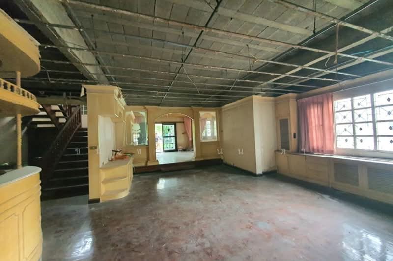 For Sale - หมู่บ้านชลลดา รามอินทรา (กาญจนาภิเษก ซ.7), Bangkok