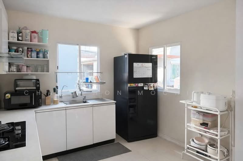 3-BR House, Bangkok, Bang Kae Nua, Bang Khae, Bangkok, 3 Bedrooms, 194 sqm, Single Detached House For Sale, by Chatuphon Mochida, 500264847 - DDproperty.com