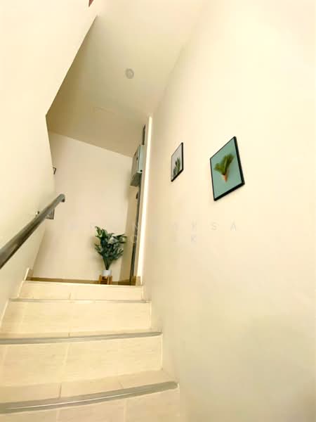 undefined, Bangkok, Khlong Tan Nua, Watthana, Bangkok, 3 Bedrooms, 255 sqm, Semi-Detached House (Twin House) For Rent, by Boonraksa Sopak, 500264912 - DDproperty.com