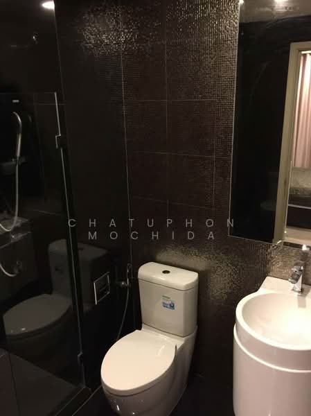 Rhythm Sukhumvit 36-38, Bangkok, 55 Soi Sukhumvit 36, Sukhumvit Road, Phra Kanong, Khlong Toei, Bangkok, 1 Bedroom, 34 sqm, Condo For Rent, by Chatuphon Mochida, 500264916 - DDproperty.com