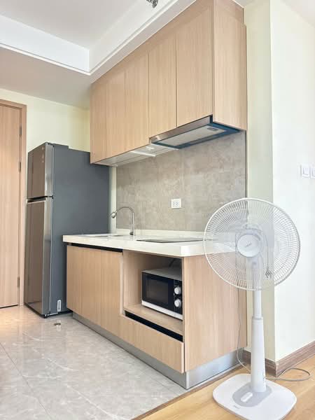 Regal Sathon-Naradhiwas, Bangkok, Naradhiwas Rajanagarindra Road, Thung Maha Mek, Sathon, Bangkok, 2 Bedrooms, 45 sqm, Condo For Rent, by Kakar Holdings, 500264940 - DDproperty.com