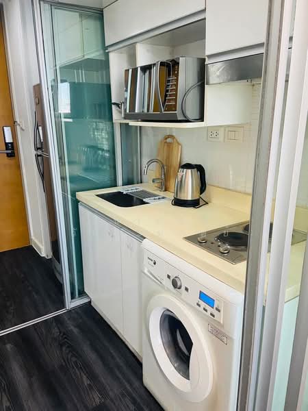 IDEO Morph 38, Bangkok, 88 Sukhumvit Road, Phra Kanong, Khlong Toei, Bangkok, 1 Bedroom, 35 sqm, Condo For Rent, by ธนาภรณ์ วันทะมาตย์, 500264983 - DDproperty.com