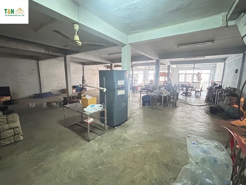 อาคารพาณิชย์ 4 ชั้น ครึ่ง 3 คูหา ซอยเจริญกรุง 107 แยก 44, Bangkok, Bang Rak, Bang Rak, Bangkok, , 1,782 sqm, Shophouse For Sale, by MANANYA PHATHONG, 500264985 - DDproperty.com