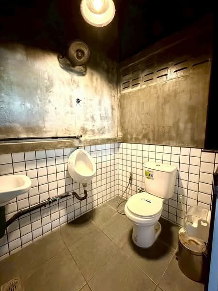 3-BR House, Bangkok, Bang Phlat, Bang Phlat, Bangkok, 3 Bedrooms, 340 sqm, Single Detached House For Sale, by Poomphat Tienthongsakul, 500264998 - DDproperty.com