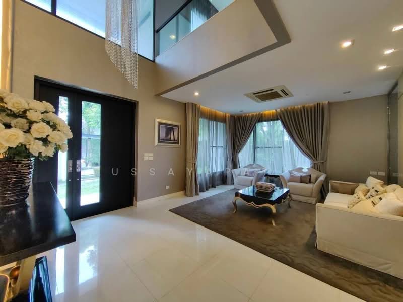 ขาย - Ladawan Rattanathibet : ลดาวัลย์ รัตนาธิเบศร์, นนทบุรี