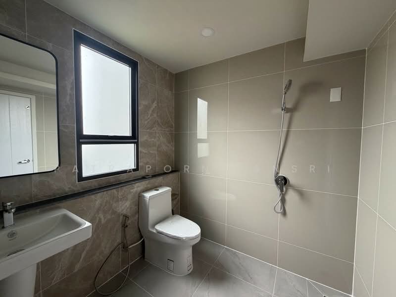 undefined, Bangkok, Khlong Sam Prawet, Lat Krabang, Bangkok, 4 Bedrooms, 225 sqm, Single Detached House For Sale, by Patraporn Kansri, 500265130 - DDproperty.com