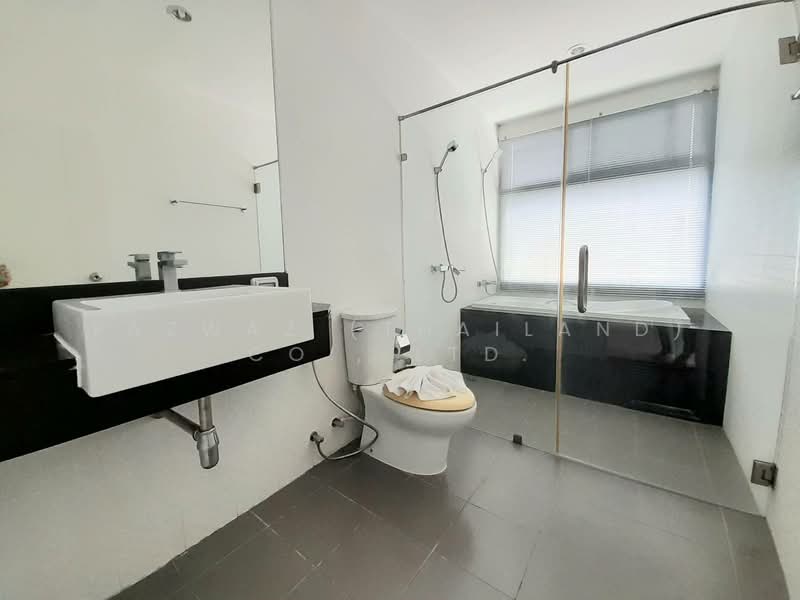 Chic Condo, Khon Kaen, Pracha Samoson, Nai Muang, Muang Khon Kaen, Khon Kaen, 2 Bedrooms, 91 sqm, Condo For Rent, by Fazwaz (Thailand) Co., Ltd., 500265133 - DDproperty.com