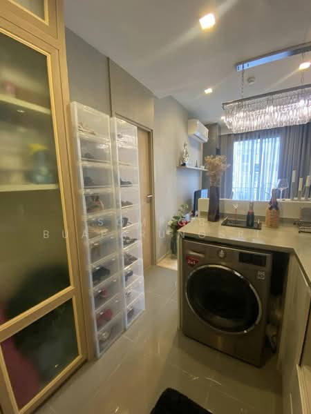 M Thonglor 10, Bangkok, 9 Soi Ekkamai 12, Ekkamai Road, Khlong Tan Nua, Watthana, Bangkok, 1 Bedroom, 33 sqm, Condo For Rent, by Sompob Buaparungsri, 500265194 - DDproperty.com