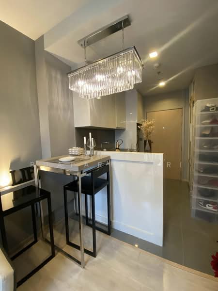 M Thonglor 10, Bangkok, 9 Soi Ekkamai 12, Ekkamai Road, Khlong Tan Nua, Watthana, Bangkok, 1 Bedroom, 33 sqm, Condo For Rent, by Sompob Buaparungsri, 500265194 - DDproperty.com