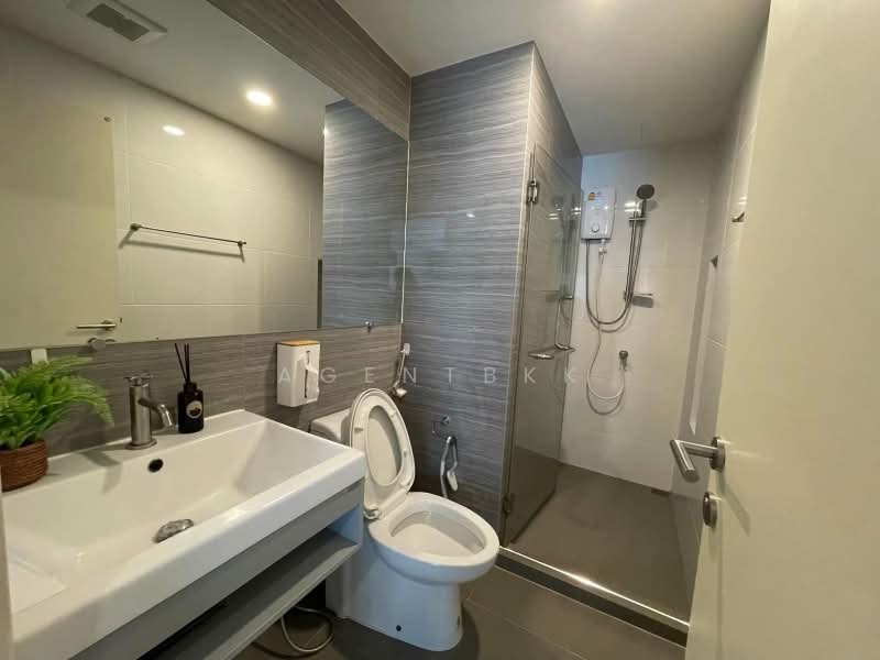KnightsBridge Phaholyothin Interchange, Bangkok, Phahonyothin Road, Anusaowari, Bang Khen, Bangkok, 2 Bedrooms, 51 sqm, Condo For Rent, by Agentbkk, 500265256 - DDproperty.com