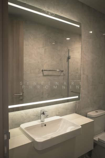 Noble Around Sukhumvit 33, Bangkok, 17 Soi Sukhumvit 33, Khlong Tan Nua, Watthana, Bangkok, 2 Bedrooms, 54 sqm, Condo For Rent, by Sineenart Phromnin, 500265274 - DDproperty.com