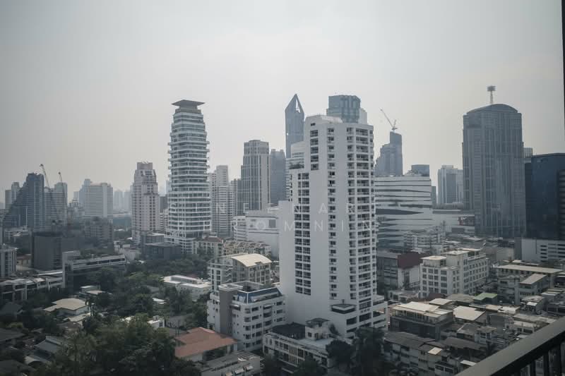 Noble Around Sukhumvit 33, Bangkok, 17 Soi Sukhumvit 33, Khlong Tan Nua, Watthana, Bangkok, 2 Bedrooms, 54 sqm, Condo For Rent, by Sineenart Phromnin, 500265274 - DDproperty.com
