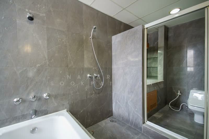 Krungthep Thani Tower : กรุงเทพธานี ทาวเวอร์, กรุงเทพ, 56 ซอยสุขุมวิท 24, คลองตัน, คลองเตย, กรุงเทพ, 230 ตร.ม., คอนโด ให้เช่า, โดย Nakarin  Sookpaiboon, 500265280 - DDproperty.com