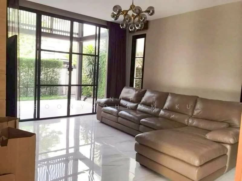 Evergreen Ville Bangna-Trad, Bangkok, 561 Bang Na-Trat 46, Bang Na, Bang Na, Bangkok, 4 Bedrooms, 445 sqm, Single Detached House For Rent, by Kitnipat Boonyadhammakul, 500265294 - DDproperty.com