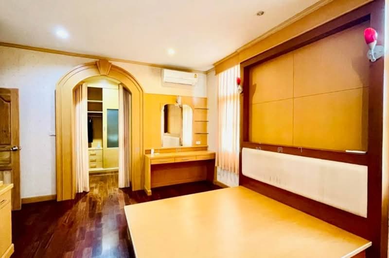 Passorn 4 Rangsit - Klong 3, Pathum Thani, Khu Khot Yotathikan-Khlong Luang Road, Prachathipat, Thanyaburi, Pathum Thani, 3 Bedrooms, 416 sqm, Single Detached House For Sale, by ชนะชาติ นนท์ตา, 500265313 - DDproperty.com