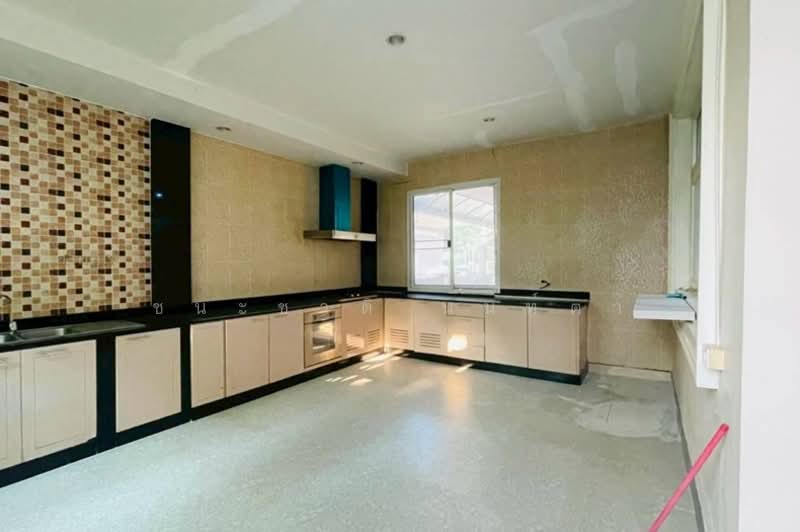 Passorn 4 Rangsit - Klong 3, Pathum Thani, Khu Khot Yotathikan-Khlong Luang Road, Prachathipat, Thanyaburi, Pathum Thani, 3 Bedrooms, 416 sqm, Single Detached House For Sale, by ชนะชาติ นนท์ตา, 500265313 - DDproperty.com