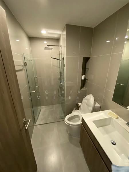 IDEO Mobi Asoke, Bangkok, New Petchaburi Road, Bang Kapi, Huai Khwang, Bangkok, 1 Bedroom, 33 sqm, Condo For Sale, by Orapa Sumetheesirisakul, 500265332 - DDproperty.com