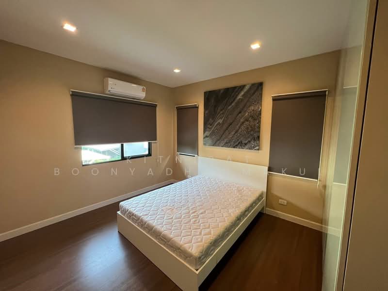 Burasiri Wongwaen-On Nut, Samut Prakan, Soi Kanchanaphisek 39, Kanchanaphisek Road, Rachathewa, Bang Plee, Samut Prakan, 4 Bedrooms, 230 sqm, Single Detached House For Rent, by Kitnipat Boonyadhammakul, 500265335 - DDproperty.com