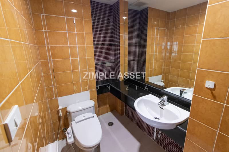 The Grand Sethiwan, Bangkok, 82 Soi Sukhumvit 24, Khong Tan, Khlong Toei, Bangkok, 2 Bedrooms, 115 sqm, Apartment For Rent, by Khun Zia, 500265370 - 2 bedrooms 115 sqm. - DDproperty.com