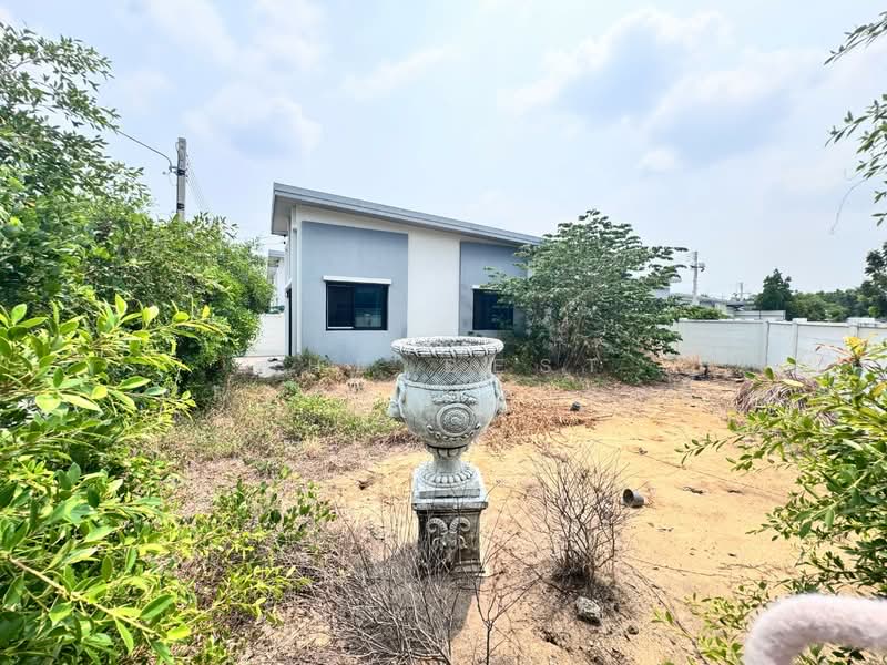 ภัทรแกรนด์ทาวน์ ศรีราชา, Pathum Thani, Sam Khok, Sam Khok, Pathum Thani, 2 Bedrooms, 100 sqm, Townhouse For Sale, by The Best Property รัตน์, 500265372 - DDproperty.com