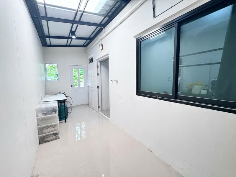 ภัทรแกรนด์ทาวน์ ศรีราชา, Pathum Thani, Sam Khok, Sam Khok, Pathum Thani, 2 Bedrooms, 100 sqm, Townhouse For Sale, by The Best Property รัตน์, 500265372 - DDproperty.com
