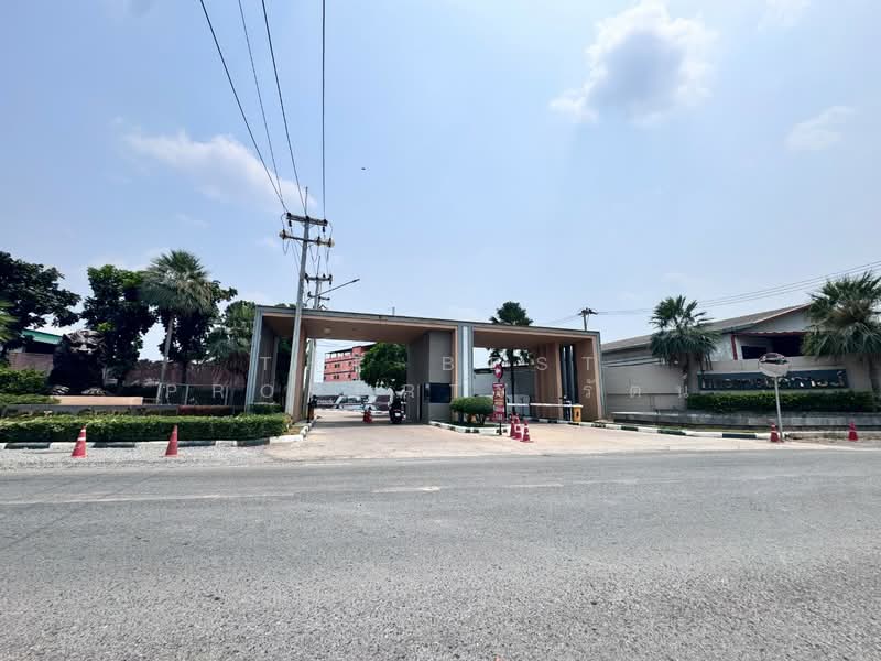 ภัทรแกรนด์ทาวน์ ศรีราชา, Pathum Thani, Sam Khok, Sam Khok, Pathum Thani, 2 Bedrooms, 100 sqm, Townhouse For Sale, by The Best Property รัตน์, 500265372 - DDproperty.com