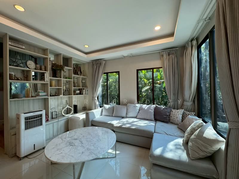 The Plant Elite Phatthanakan, Bangkok, Phatthanakan Road, Suan Luang, Suan Luang, Bangkok, 4 Bedrooms, 349 sqm, Single Detached House For Rent, by Merri Bradley, 500265394 - DDproperty.com