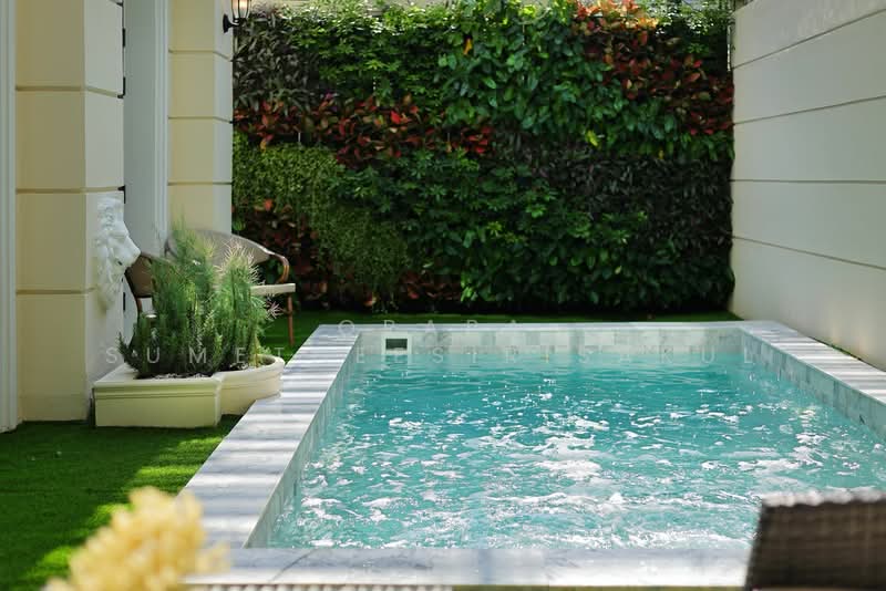 The Boulevard Ekkamai, Bangkok, 98 Soi Prasertdee, Khlong Tan Nua, Watthana, Bangkok, 4 Bedrooms, 500 sqm, Townhouse For Sale, by Orapa Sumetheesirisakul, 500265398 - DDproperty.com