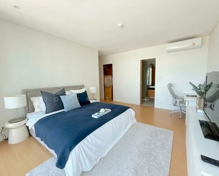 Fullerton Sukhumvit, Bangkok, Sukhumvit Road, Khlong Tan Nua, Watthana, Bangkok, 2 Bedrooms, 96 sqm, Condo For Rent, by Boonraksa Sopak, 500265399 - DDproperty.com