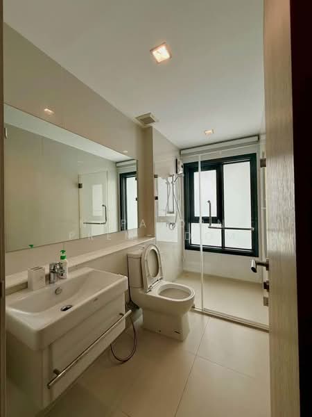 Life One Wireless, Bangkok, 1 Wireless Road, Lumphini, Pathum Wan, Bangkok, 2 Bedrooms, 63 sqm, Condo For Rent, by Nopatorn Prem-udom, 500265418 - DDproperty.com