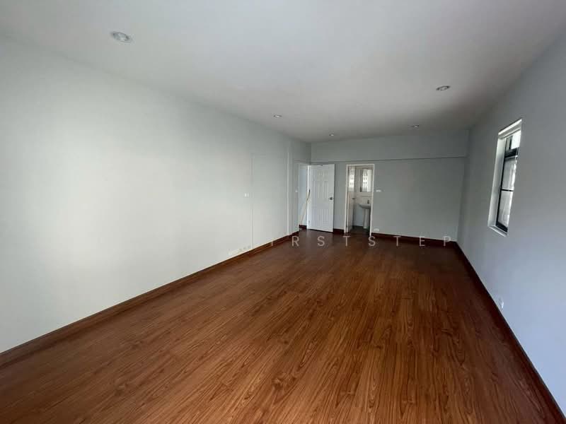บ้านเดี่ยว 2 ชั้น, สาทร - นราธิวาส, 4 ห้องนอน, ใกล้ BTS ช่องนนทรี, กรุงเทพ, ทุ่งมหาเมฆ, สาทร, กรุงเทพ, 300 ตร.ม., บ้านเดี่ยว ให้เช่า, โดย LINE @firststep, 500265433 - DDproperty.com