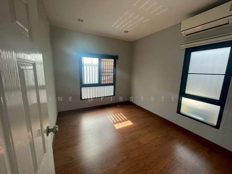 บ้านเดี่ยว 2 ชั้น, สาทร - นราธิวาส, 4 ห้องนอน, ใกล้ BTS ช่องนนทรี, กรุงเทพ, ทุ่งมหาเมฆ, สาทร, กรุงเทพ, 300 ตร.ม., บ้านเดี่ยว ให้เช่า, โดย LINE @firststep, 500265433 - DDproperty.com
