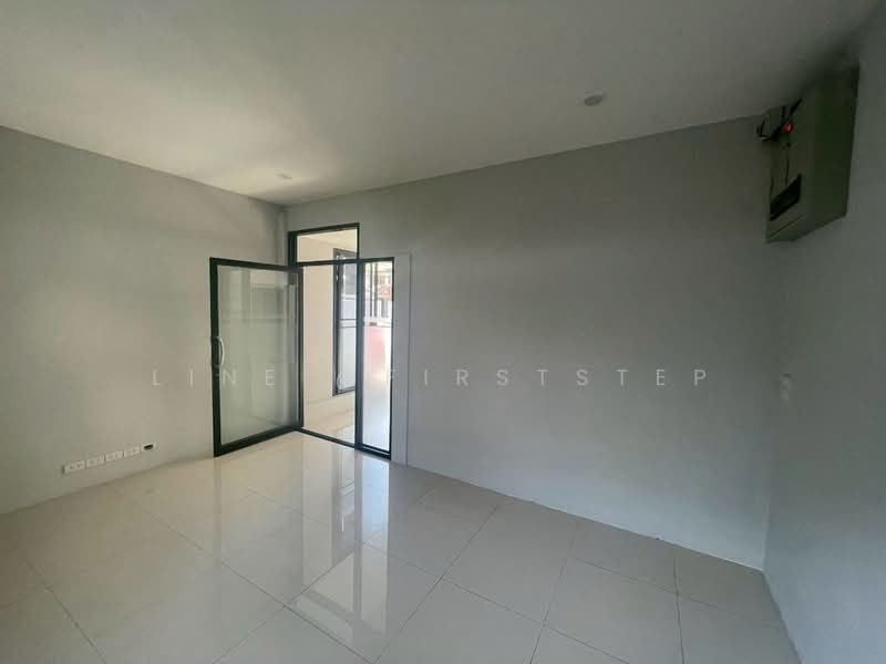 บ้านเดี่ยว 2 ชั้น, สาทร - นราธิวาส, 4 ห้องนอน, ใกล้ BTS ช่องนนทรี, กรุงเทพ, ทุ่งมหาเมฆ, สาทร, กรุงเทพ, 300 ตร.ม., บ้านเดี่ยว ให้เช่า, โดย LINE @firststep, 500265433 - DDproperty.com