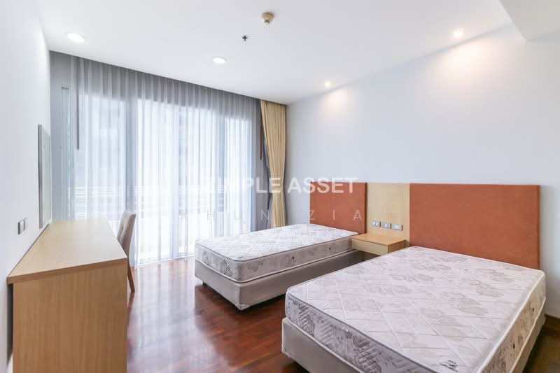 The Residence Sukhumvit 24, Bangkok, Soi Sukhumvit 24, Khong Tan, Khlong Toei, Bangkok, 2 Bedrooms, 160 sqm, Apartment For Rent, by Khun Zia, 500265474 - 3 Bedrooms 200 sqm. - DDproperty.com