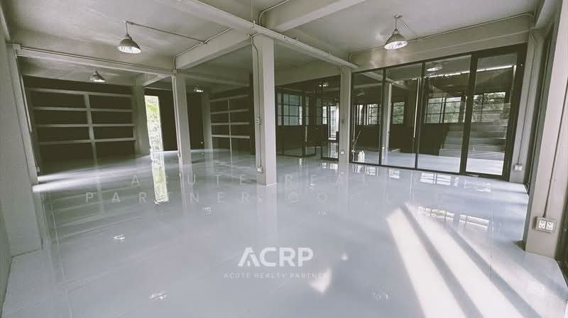 Office for Rent with 15 Parking Spaces at Ratchadapisek 32, with Company Registration Allowed., Bangkok, Chan Kasem, Chatuchak, Bangkok, , 1,200 sqm, Office Space For Rent, by Acute Realty Partner Co.,Ltd., 500265511 - DDproperty.com