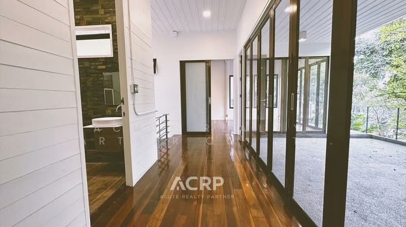 Office for Rent with 15 Parking Spaces at Ratchadapisek 32, with Company Registration Allowed., Bangkok, Chan Kasem, Chatuchak, Bangkok, , 1,200 sqm, Office Space For Rent, by Acute Realty Partner Co.,Ltd., 500265511 - DDproperty.com